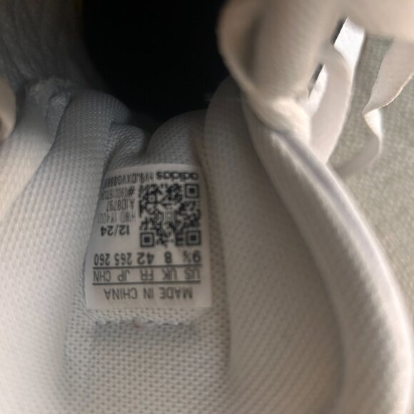 Adidas sneakers - Picture 8 of 8